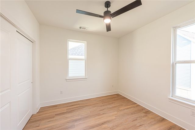 975 S Laramie Heights, Fayetteville, AR 72704