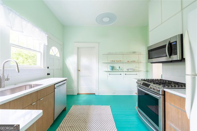 1739 Lyle Avenue, College Park, GA 30337