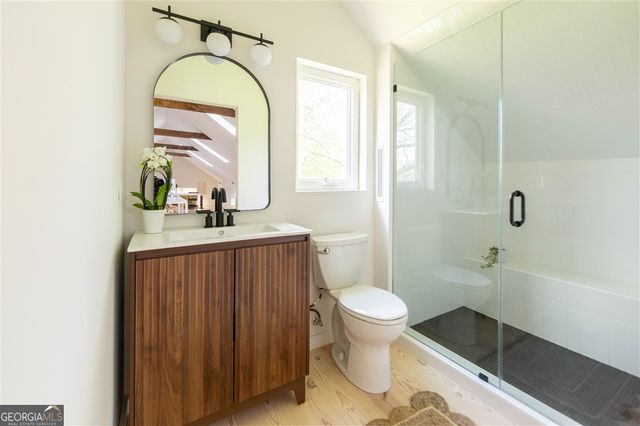 1739 Lyle Avenue, College Park, GA 30337