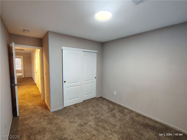 8926 RUTHERFORD GROVE Street, Las Vegas, NV 89148