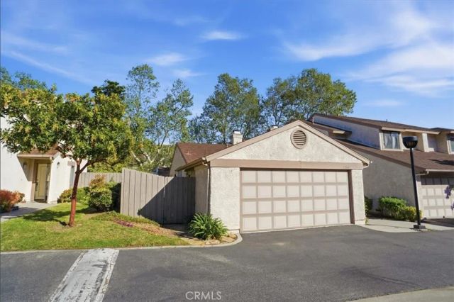 2350 Hopi Lane, Ventura, CA 93001