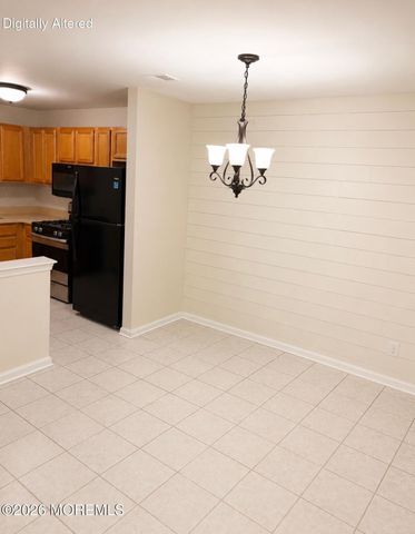 308 Wedgewood Circle 308, Belford, NJ 07718