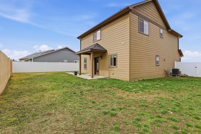 13507 W 10th Ave, Airway Heights, WA 99001