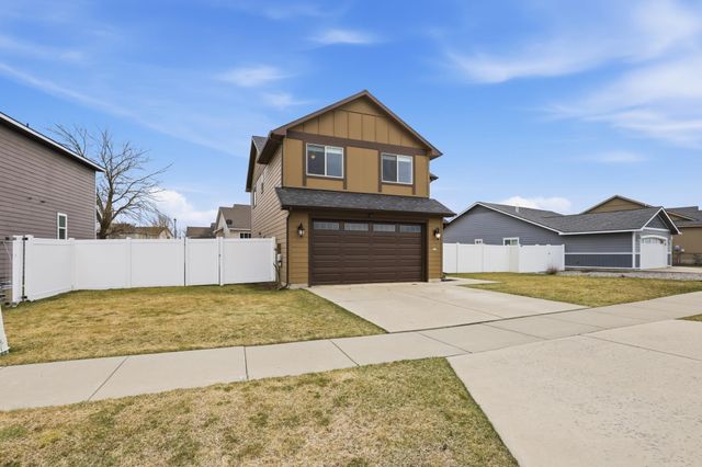 13507 W 10th Ave, Airway Heights, WA 99001