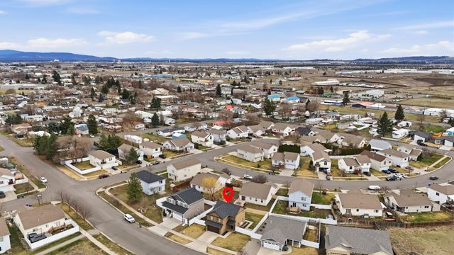 13507 W 10th Ave, Airway Heights, WA 99001