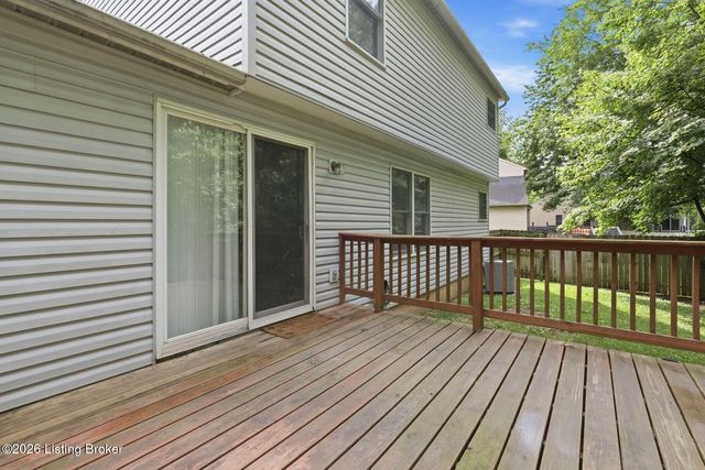 6714 Brook Bend Way, Louisville, KY 40229