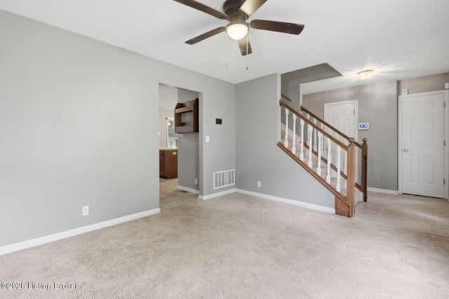 6714 Brook Bend Way, Louisville, KY 40229