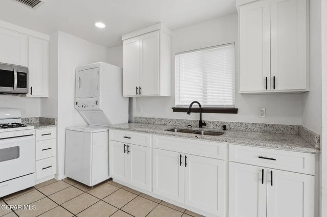 5700 EDINBURG Drive, El Paso, TX 79924