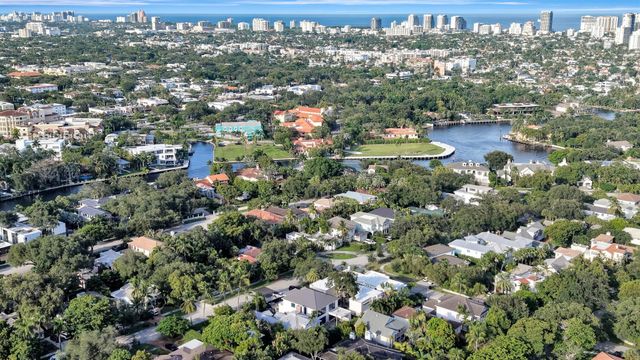 1014 SE 5th Court, Fort Lauderdale, FL 33301