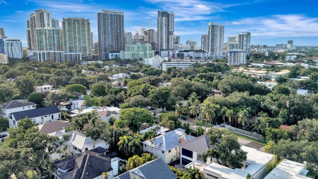 1014 SE 5th Court, Fort Lauderdale, FL 33301