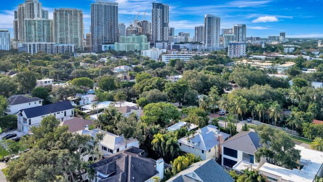 1014 SE 5th Court, Fort Lauderdale, FL 33301