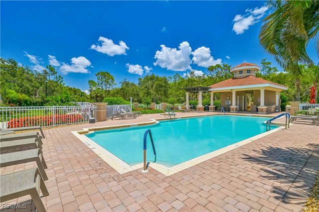 5610 Chelsey LN 202, Fort Myers, FL 33912