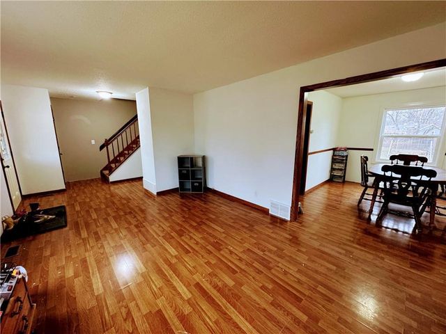 812 Green Acres Court, Eau Claire, WI 54703