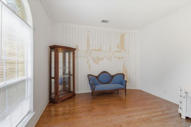 14 Lone Oak TRL, Sunset Valley, TX 78745