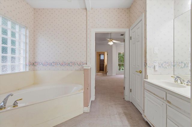 14 Lone Oak TRL, Sunset Valley, TX 78745