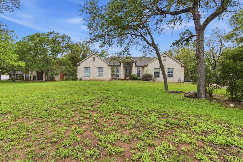 14 Lone Oak TRL, Sunset Valley, TX 78745