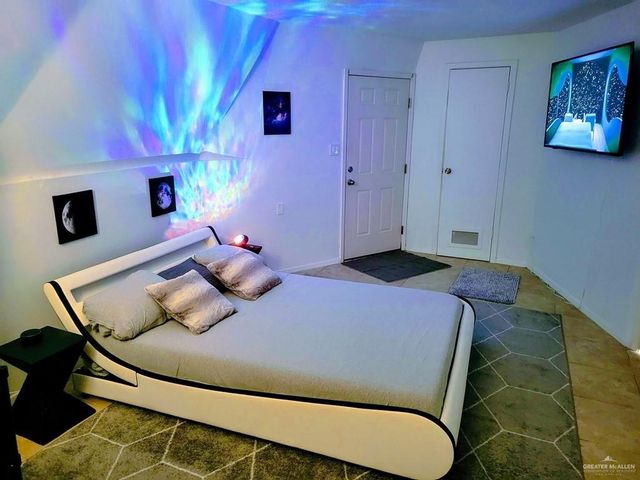 107 E Georgia Ruth Drive, South Padre Island, TX 78597