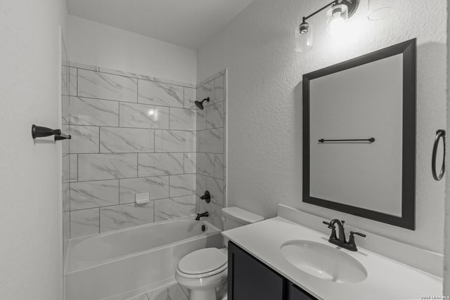 12418 Brynn Creek Pass, San Antonio, TX 78254