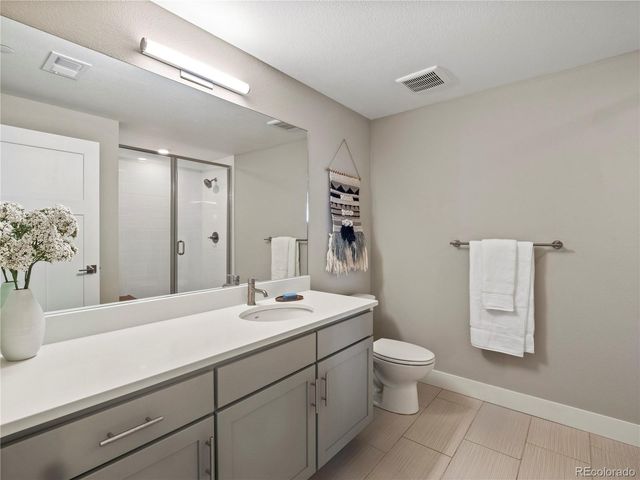 210 S Cherrywood Drive 303, Lafayette, CO 80026