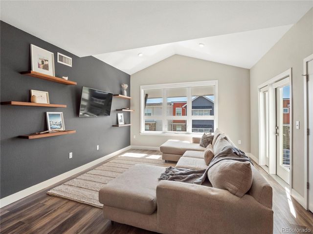 210 S Cherrywood Drive 303, Lafayette, CO 80026