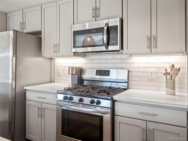 210 S Cherrywood Drive 303, Lafayette, CO 80026