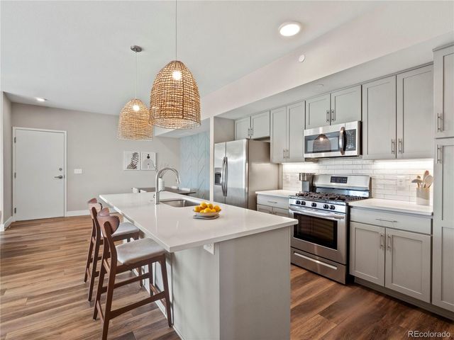 210 S Cherrywood Drive 303, Lafayette, CO 80026