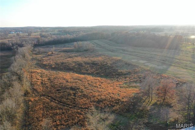 7432 County RD 284, Puxico, MO 63960