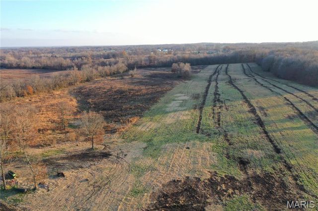 7432 County RD 284, Puxico, MO 63960