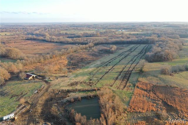 7432 County RD 284, Puxico, MO 63960