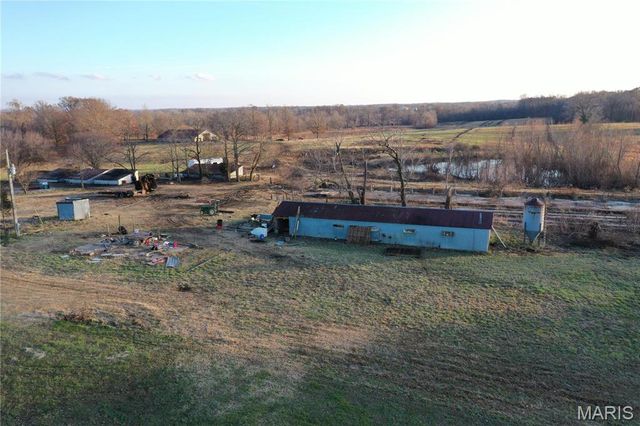 7432 County RD 284, Puxico, MO 63960