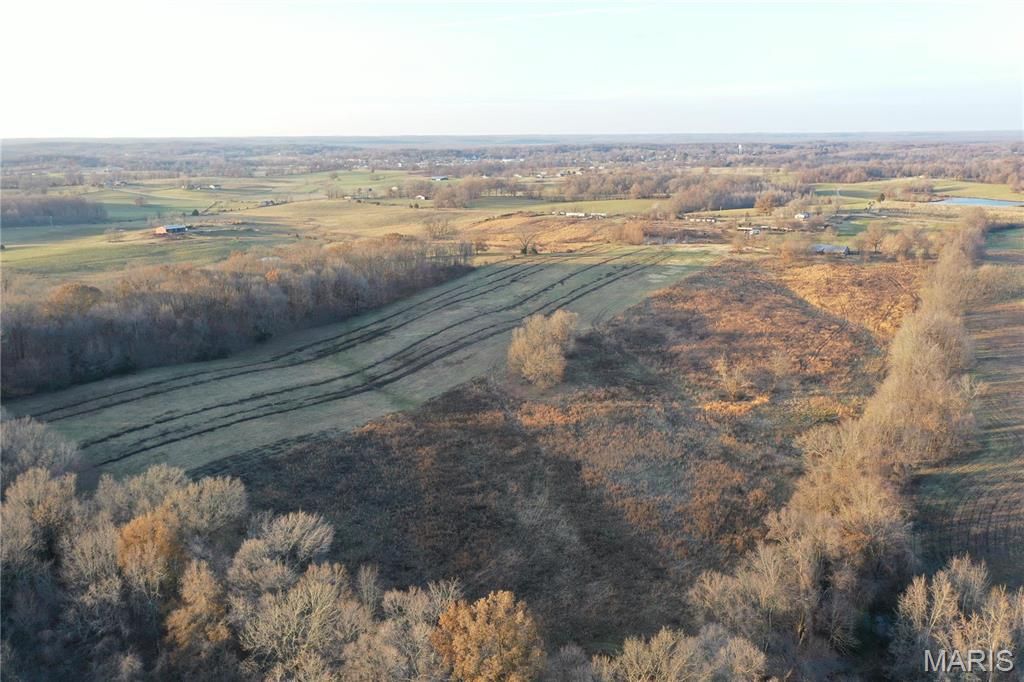 7432 County RD 284, Puxico, MO 63960