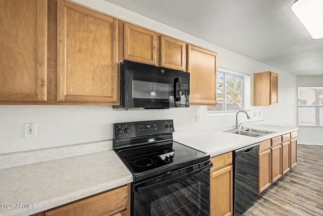 15554 W Gelding Drive, Surprise, AZ 85379
