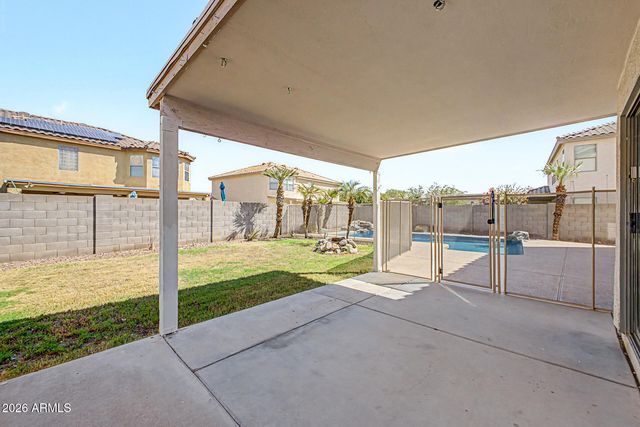 15554 W Gelding Drive, Surprise, AZ 85379
