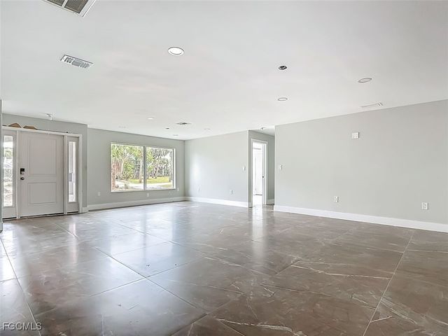 3784 Coquina DR, Sanibel, FL 33957