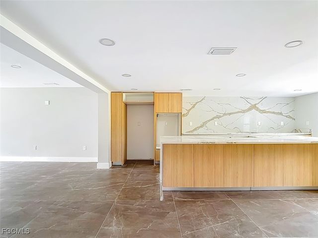 3784 Coquina DR, Sanibel, FL 33957