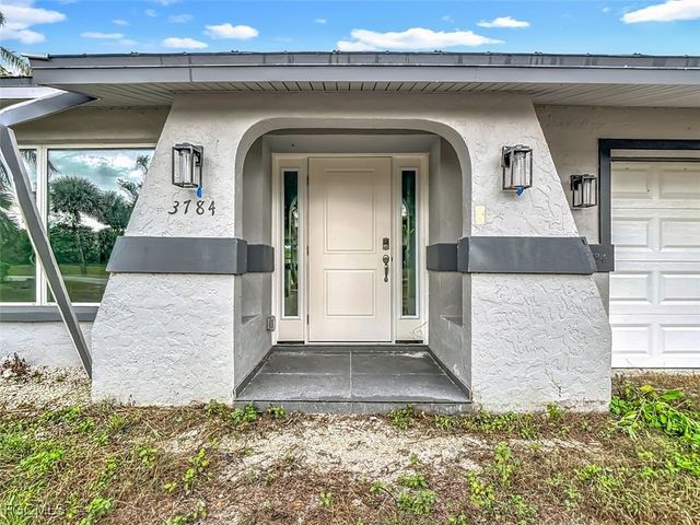 3784 Coquina DR, Sanibel, FL 33957