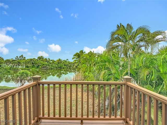 3784 Coquina DR, Sanibel, FL 33957