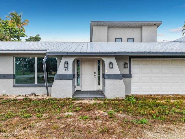 3784 Coquina DR, Sanibel, FL 33957