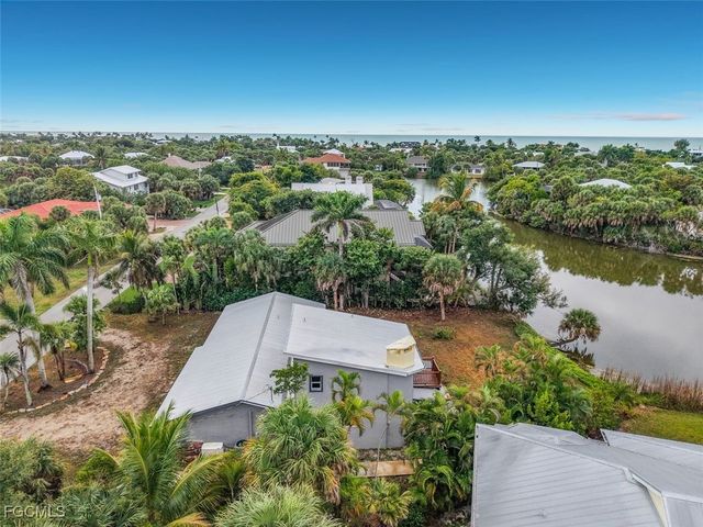 3784 Coquina DR, Sanibel, FL 33957