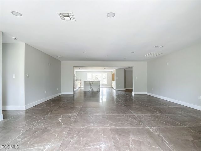 3784 Coquina DR, Sanibel, FL 33957