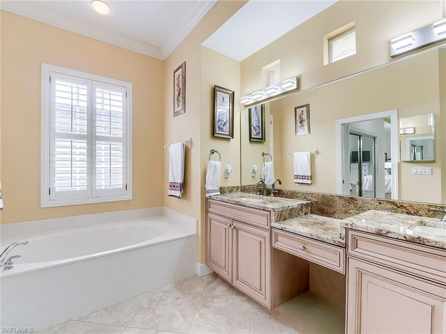 8908 Crown Colony BLVD, Fort Myers, FL 33908