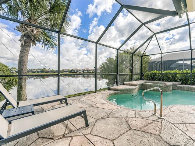 8908 Crown Colony BLVD, Fort Myers, FL 33908