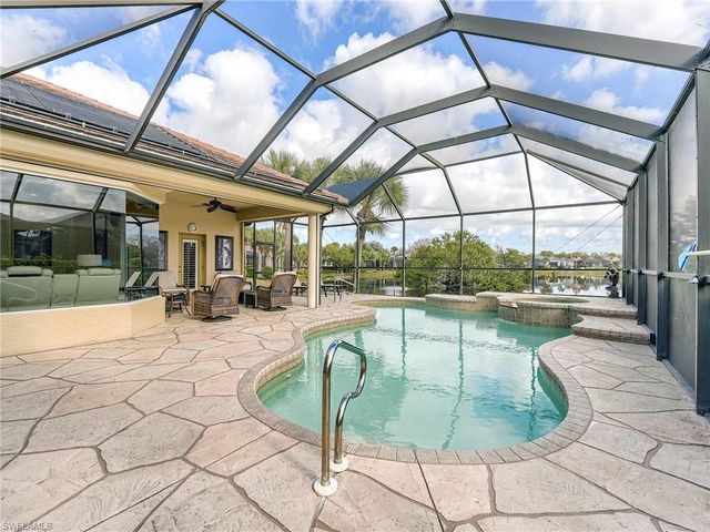 8908 Crown Colony BLVD, Fort Myers, FL 33908