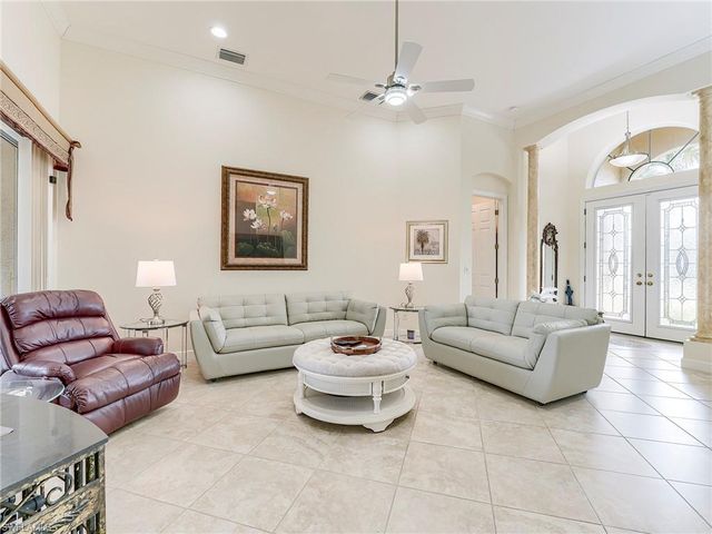 8908 Crown Colony BLVD, Fort Myers, FL 33908