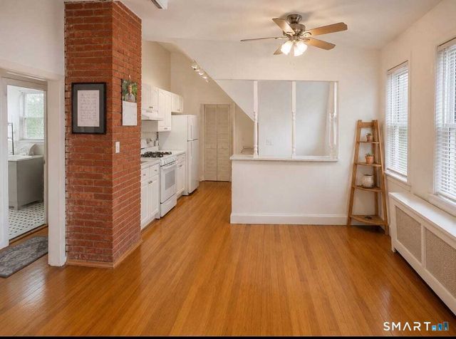 97-99 Beacon Street 3rd fl, Hamden, CT 06514