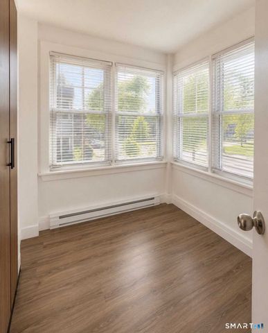 97-99 Beacon Street 3rd fl, Hamden, CT 06514