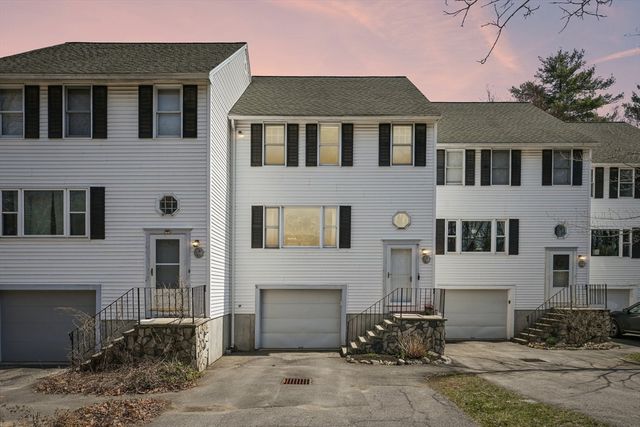 13 Stanorm Dr F, Newmarket, NH 03857