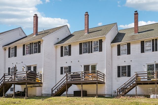 13 Stanorm Dr F, Newmarket, NH 03857
