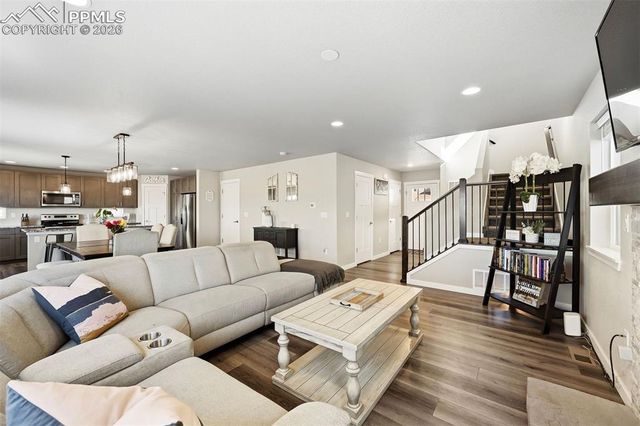 6987 Passing Sky Drive, Colorado Springs, CO 80911