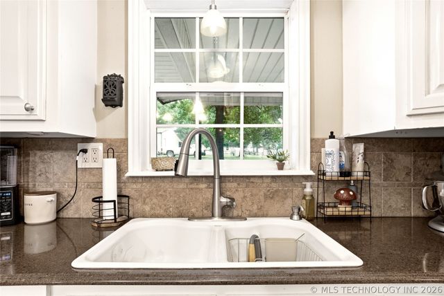 26650 S 520, Park Hill, OK 74451